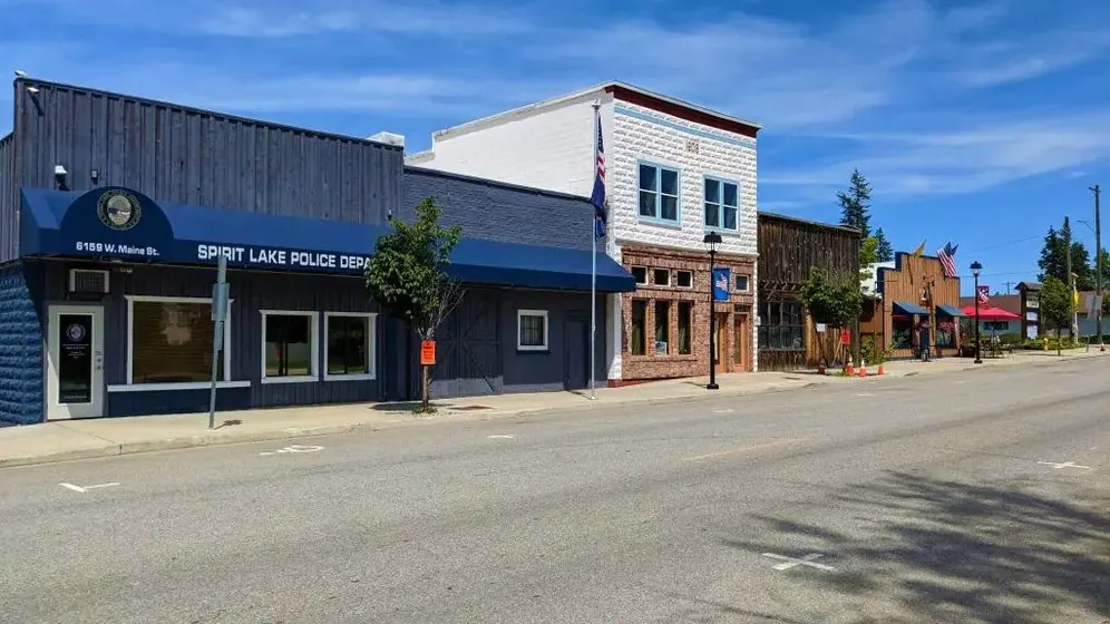 Spirit Lake Idaho downtown Maine Street and waterfront